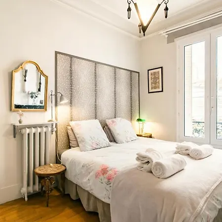Maison Chanzy 4* Paris